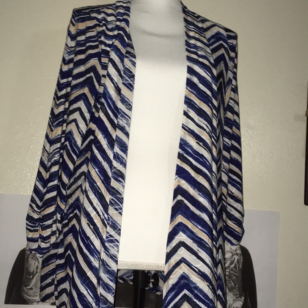 Women’s Cardigan Top